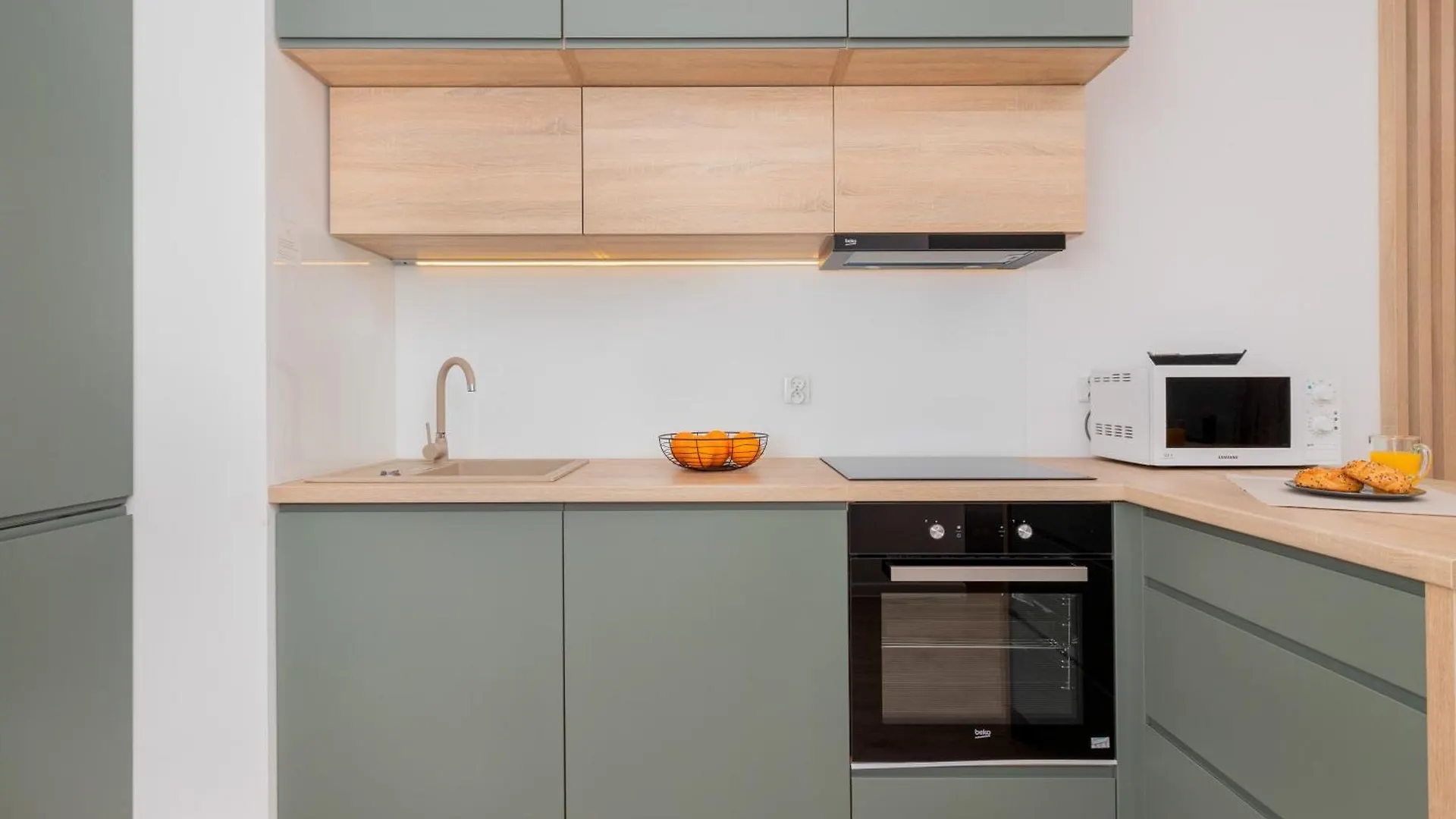 Modern Studio With Balcony Near Arena Gdansk By Noclegi Renters 0*,  Poland